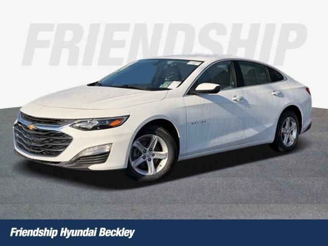 Summit White 2022 Chevrolet Malibu LT FWD Sedan Front-Wheel Drive Continuously Variable Transmission