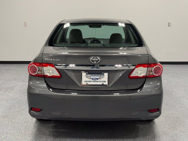 Used 2013 Gray Toyota L image 7