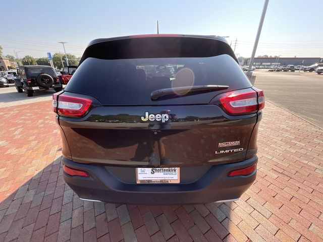 Used 2016 Jeep Cherokee SUV