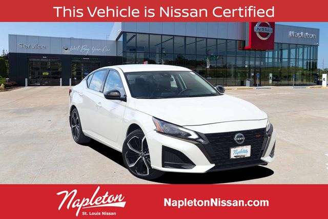 Pearl White Tricoat 2024 Nissan Altima 2.5 SR FWD Sedan Front-Wheel Drive Continuously Variable Transmission