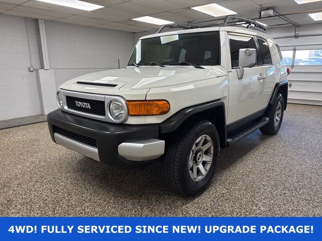 2014 Toyota FJ Cruiser Base