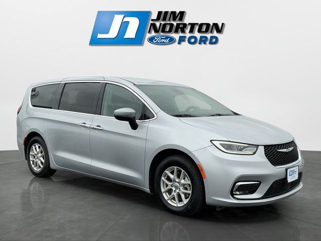 2023 Chrysler Pacifica Touring L FWD