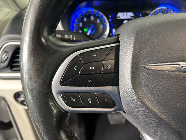 2019 Chrysler Pacifica Touring L 16