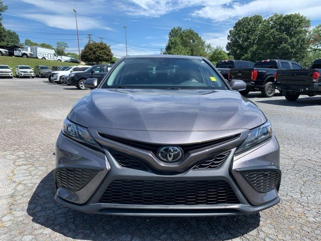 2022 Toyota Camry SE 8