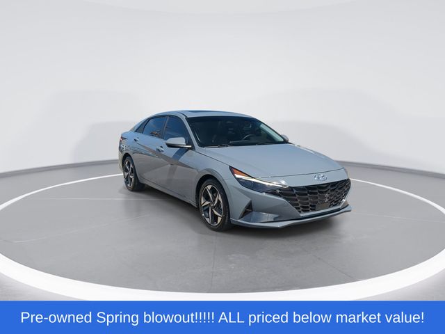Used 2023 Electric Shadow Hyundai Limited image 2