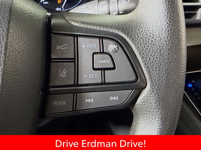 Used 2023 Toyota Sienna Van