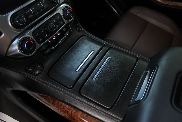 Used 2020 White Chevrolet Premier image 20