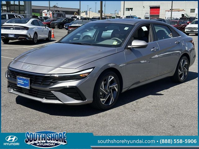 Fluid Metal 2025 Hyundai Elantra SEL Convenience FWD Sedan Front-Wheel Drive Continuously Variable Transmission
