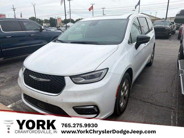 Bright White Clearcoat 2024 Chrysler Pacifica Minivan Front-Wheel Drive 9-Speed Automatic