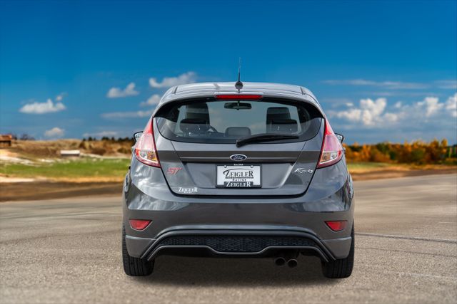 2016 Ford Fiesta ST 6