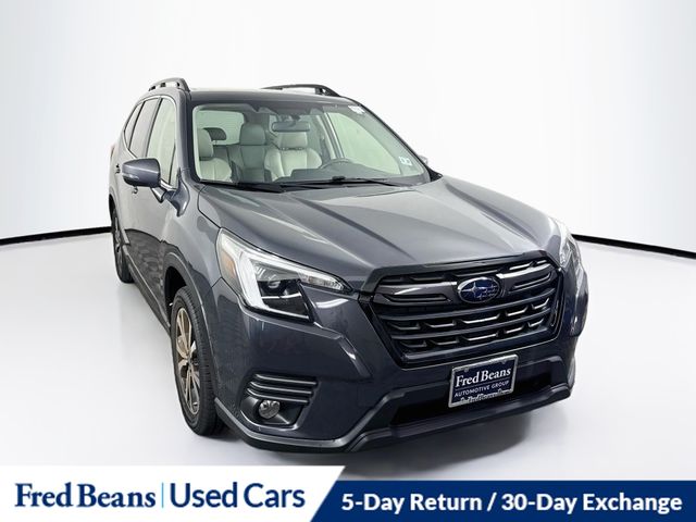 Gray Metallic 2022 Subaru Forester SUV / Crossover All-Wheel Drive Continuously Variable Transmission
