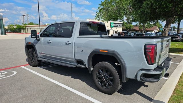 Thumbnail: 2025 GMC Sierra 2500 - 3