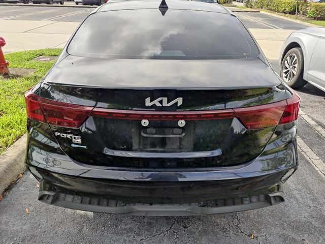 2024 Kia Forte LX 3