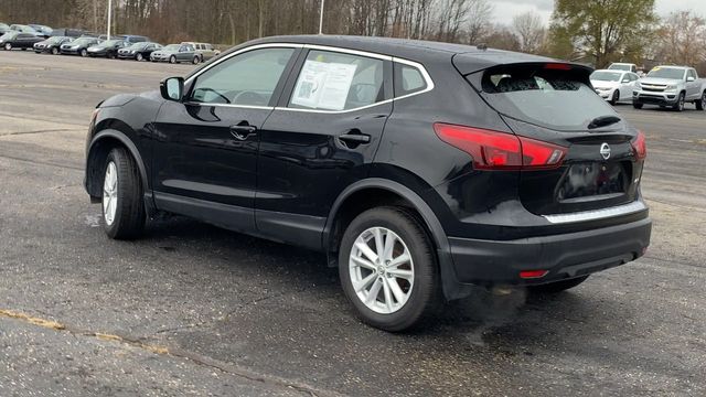 2018 Nissan Rogue Sport SV 6