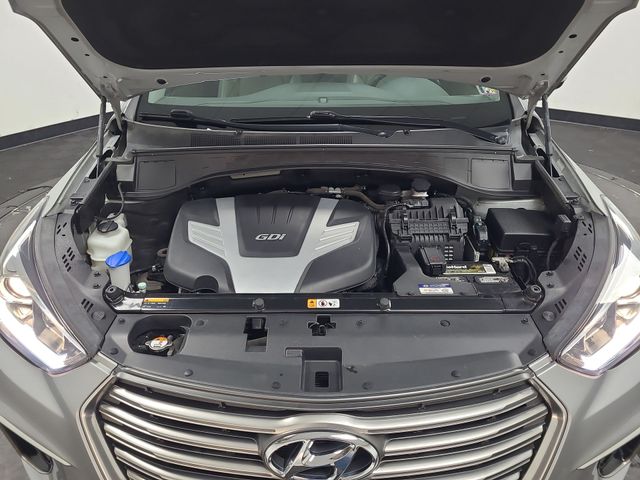 2017 – Hyundai – Santa Fe