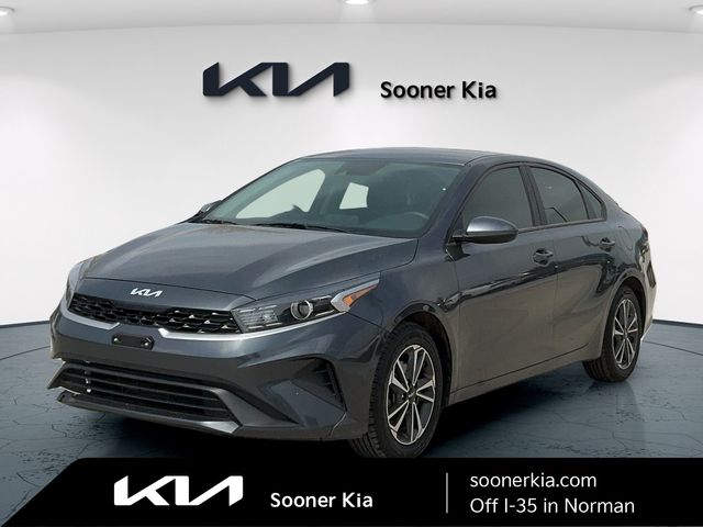 2023 Kia Forte LXS FWD