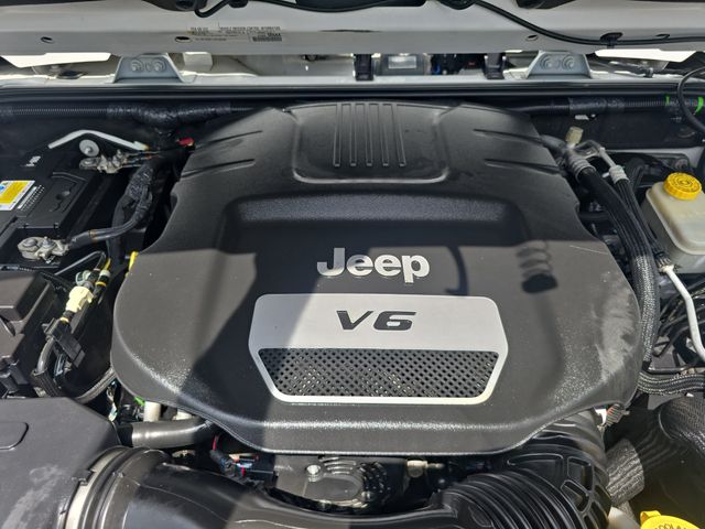 Used 2016 Jeep Wrangler SUV