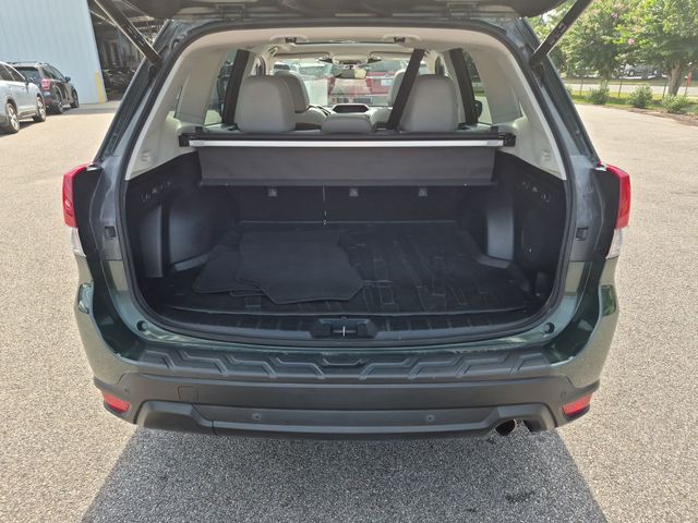 Used 2023 Green Subaru Limited image 31