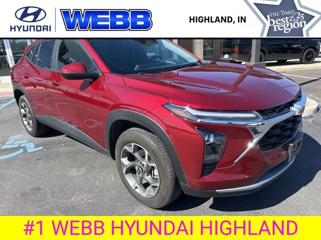 Used 2025 Red Chevrolet LT image 6