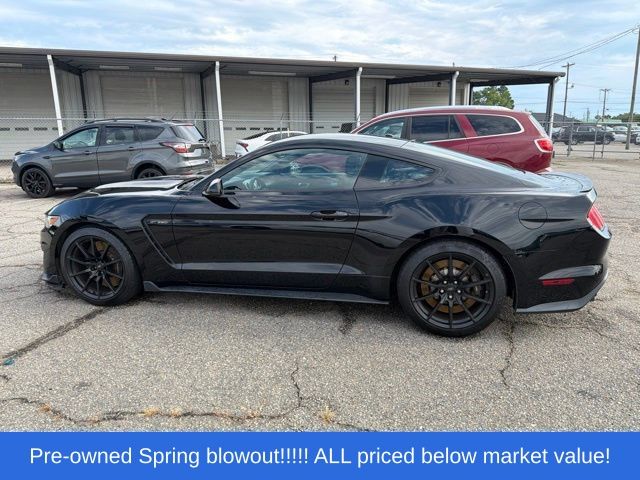 Used 2016 Shadow Black Ford Shelby GT350 image 4