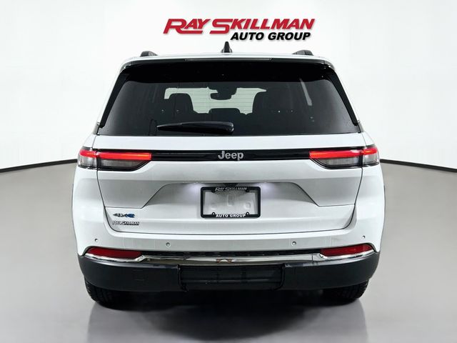 Used 2024 White Jeep 4xe image 6