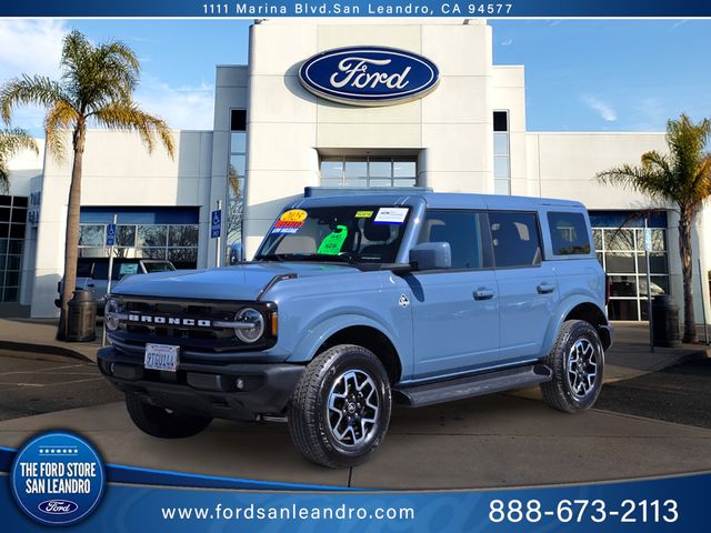 2025 Ford Bronco Outer Banks 4-Door 4WD