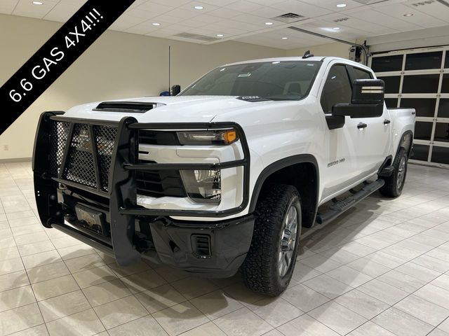 Summit White 2025 Chevrolet Silverado 2500HD Pickup Truck Four-Wheel Drive Automatic