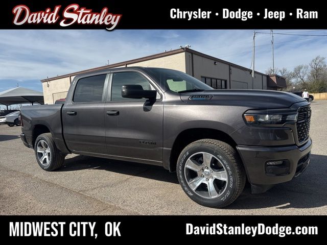 2026 RAM 1500 Express Crew Cab 4WD