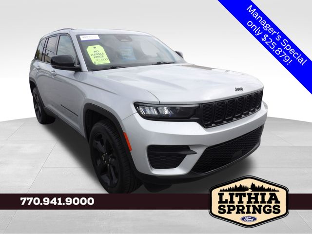 Silver 2023 Jeep Grand Cherokee SUV / Crossover Four-Wheel Drive 8-Speed Automatic