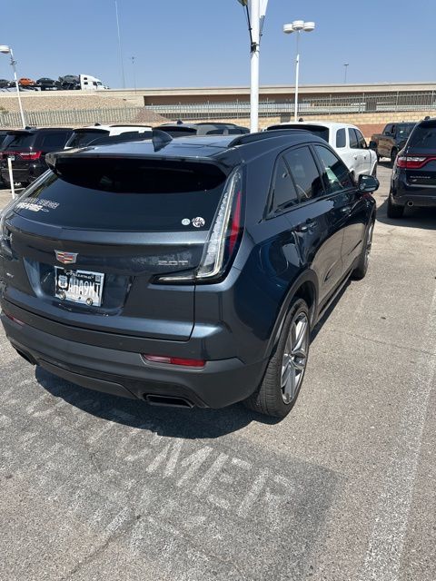 2019 Cadillac XT4 Sport 3