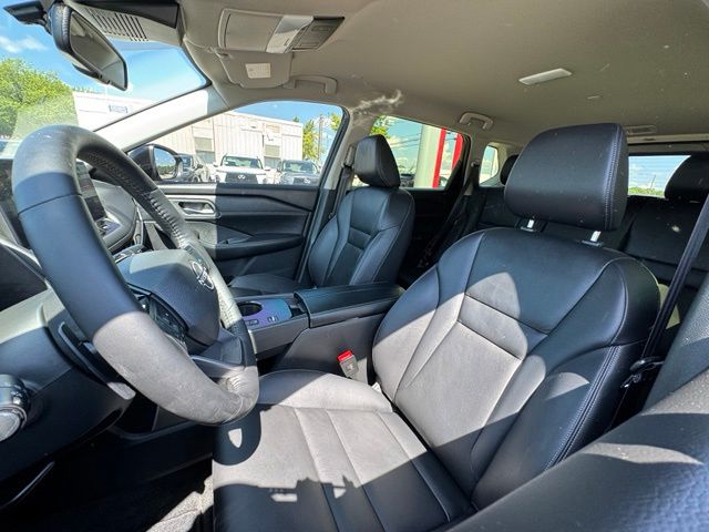 Used 2025 Nissan Rogue SUV