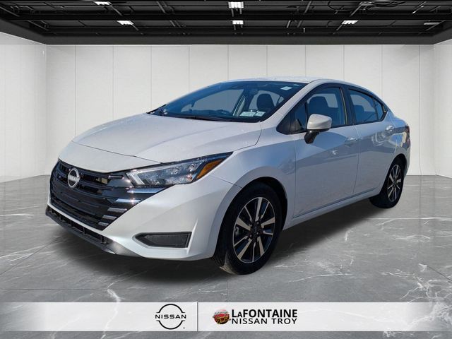2025 Nissan Versa SV FWD
