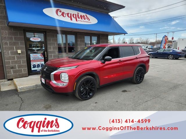 2023 Mitsubishi Outlander SE Black Edition