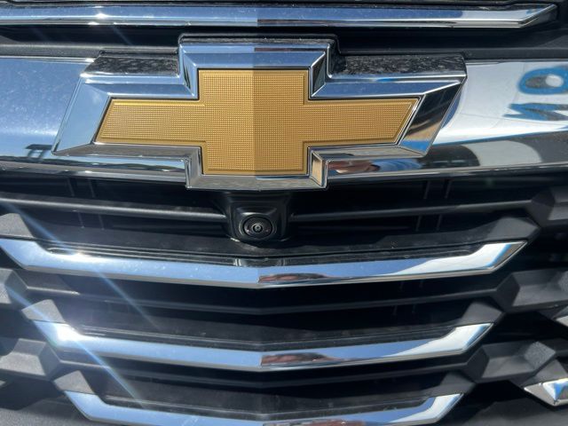 2027 Chevrolet Equinox LT - Photo 6