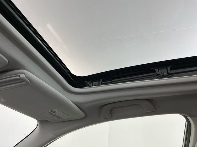 Used 2014 Green Subaru 2.5i Limited image 20