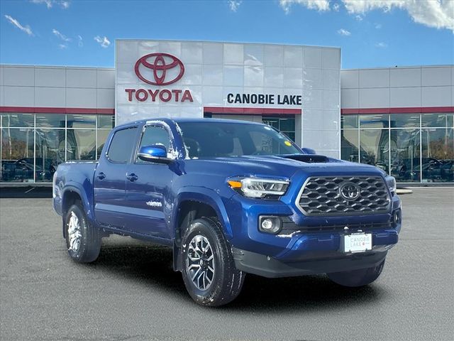 2023 Toyota Tacoma TRD Sport's photo