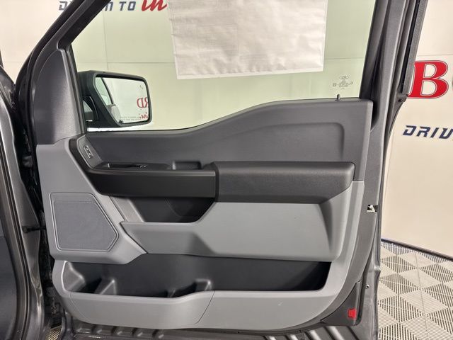 2025 Carbonized Gray Metallic Ford F-150 XL 4X4 Truck
