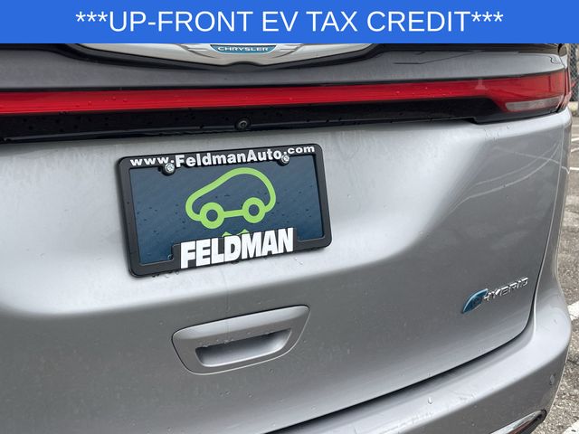 Used 2021 Chrysler Pacifica Hybrid For Sale in Livonia, MI
