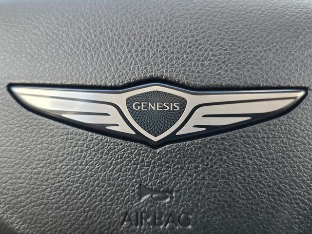 2027 Genesis Gv70