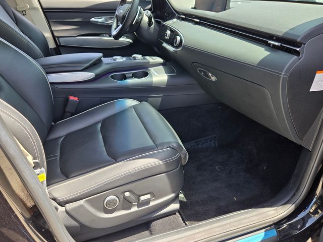 2025 Genesis Gv70 - $42,897