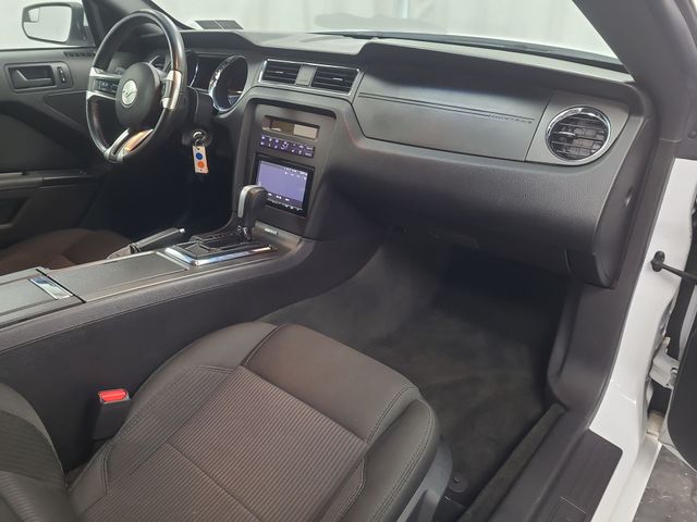 2014 – Ford – Mustang