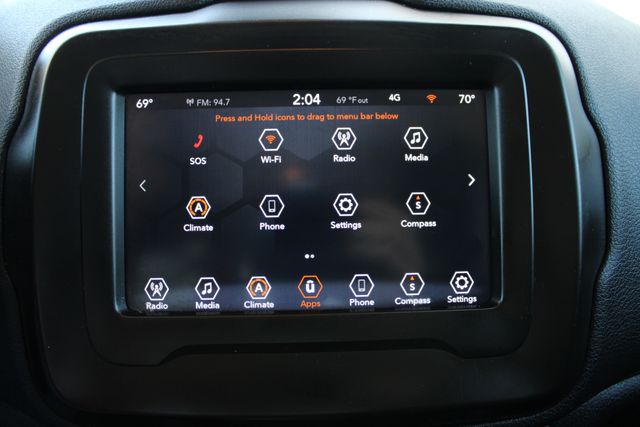 Used 2021 White Jeep Latitude image 13