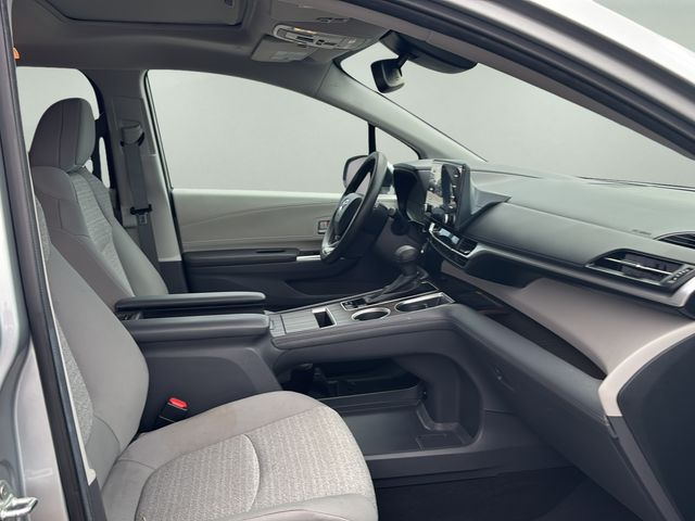 Used 2024 Toyota Sienna Van