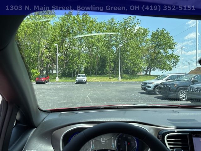 New 2025 Chrysler Pacifica Select 4D Passenger Van