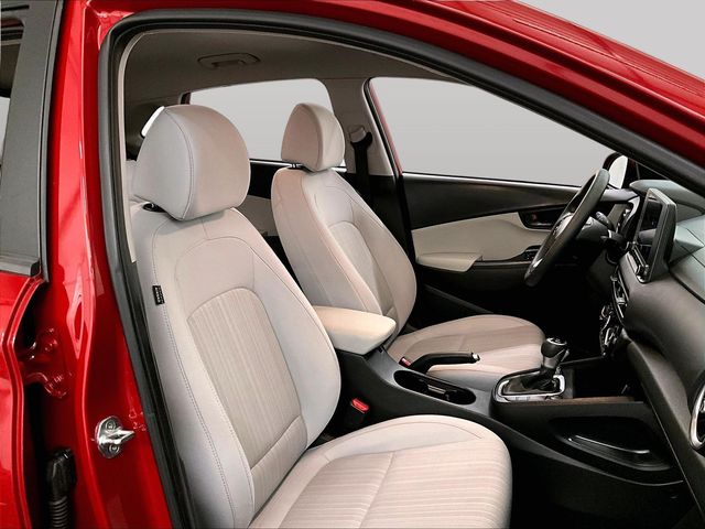 2022 Hyundai Kona SEL - 6