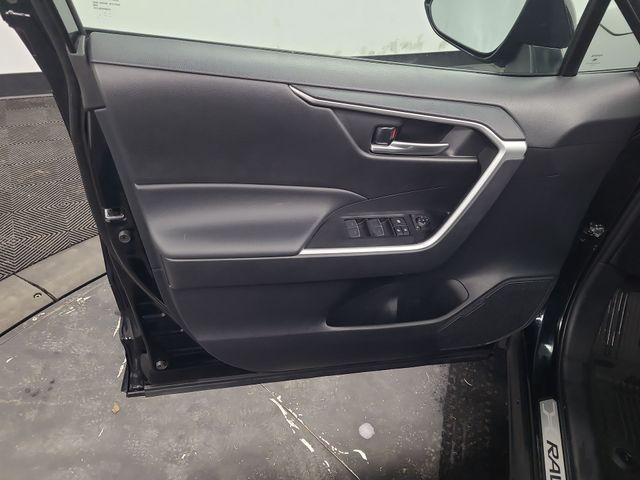 2023 – Toyota – RAV4 Hybrid