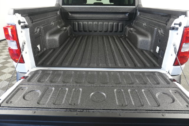New 2026 White Ford XLT image 26