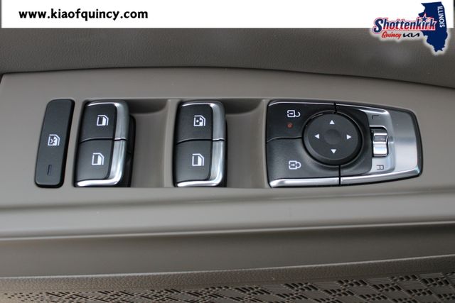 New 2026 Kia Carnival MPV Van