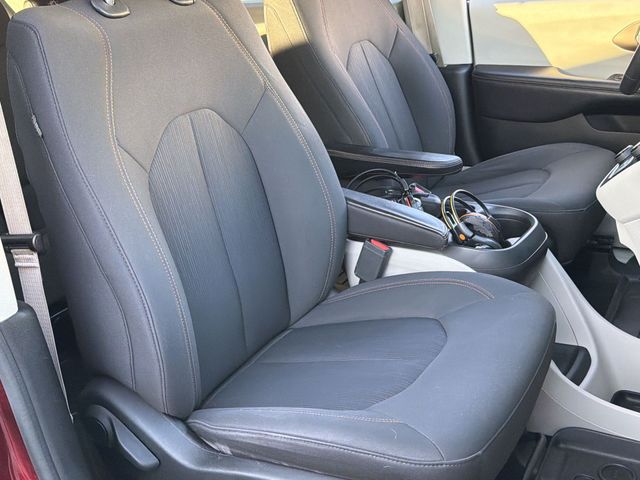 Used 2018 Red Chrysler Touring Plus image 34