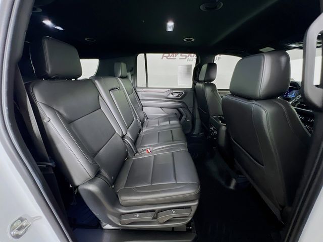 2022 Chevrolet Suburban #44